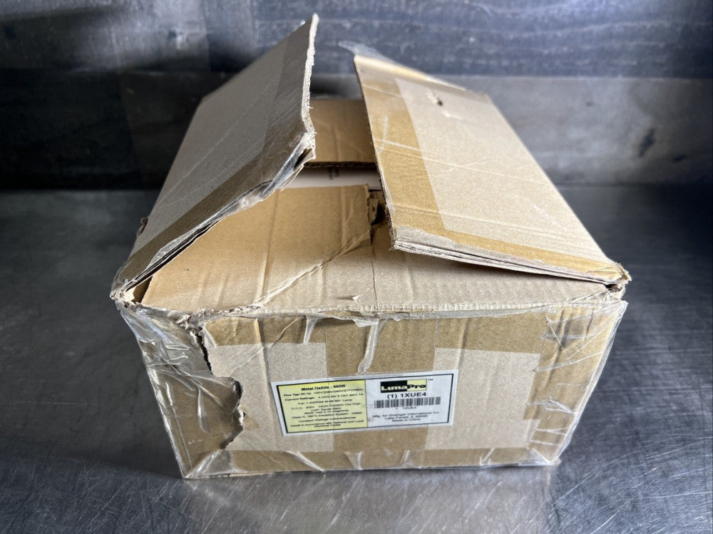LumaPro 400W Metal Halide Balast 1XUE4 Nos Surplus
