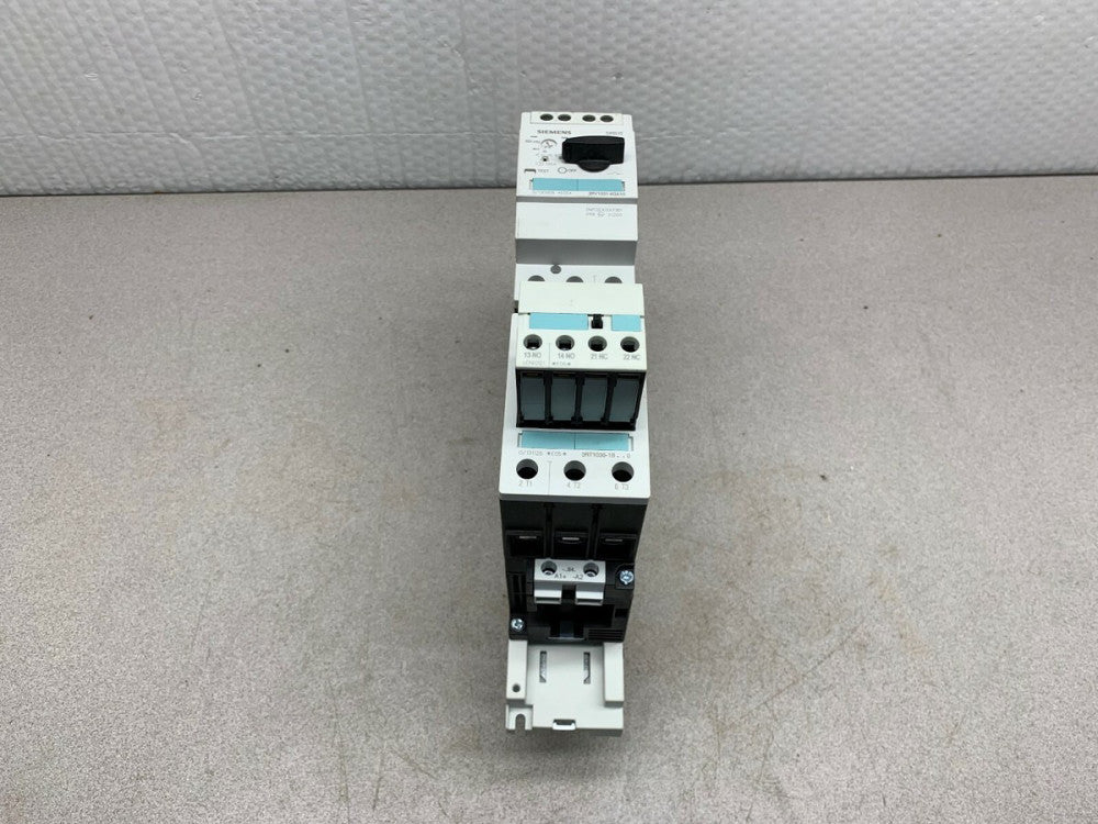 NEW TAKEOUT SIEMENS 3RV1031-4GA10 STARTER COMBINATION 3RA1130-4GB36-0BB4