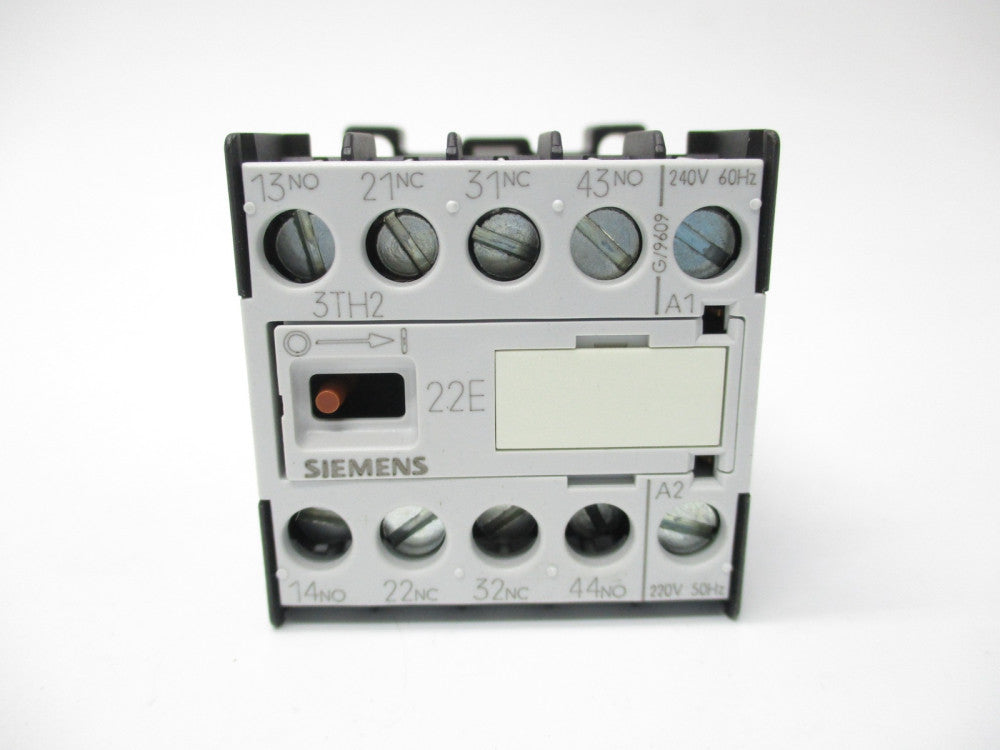 SIEMENS 3TH2022-0AP6 240V 10A NSNP