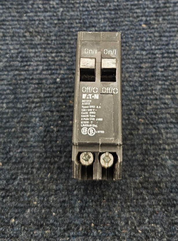 Eaton BD1515 15 Amp Tandem 120 / 240 Volt Circuit Breaker Black 2 Pole