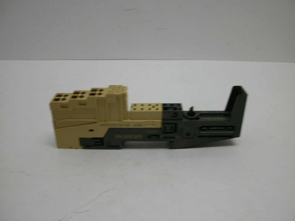 SIEMENS 6ES7 193-4CC20-0AA0 TERMINAL BASE MODULE FOR ET200S
