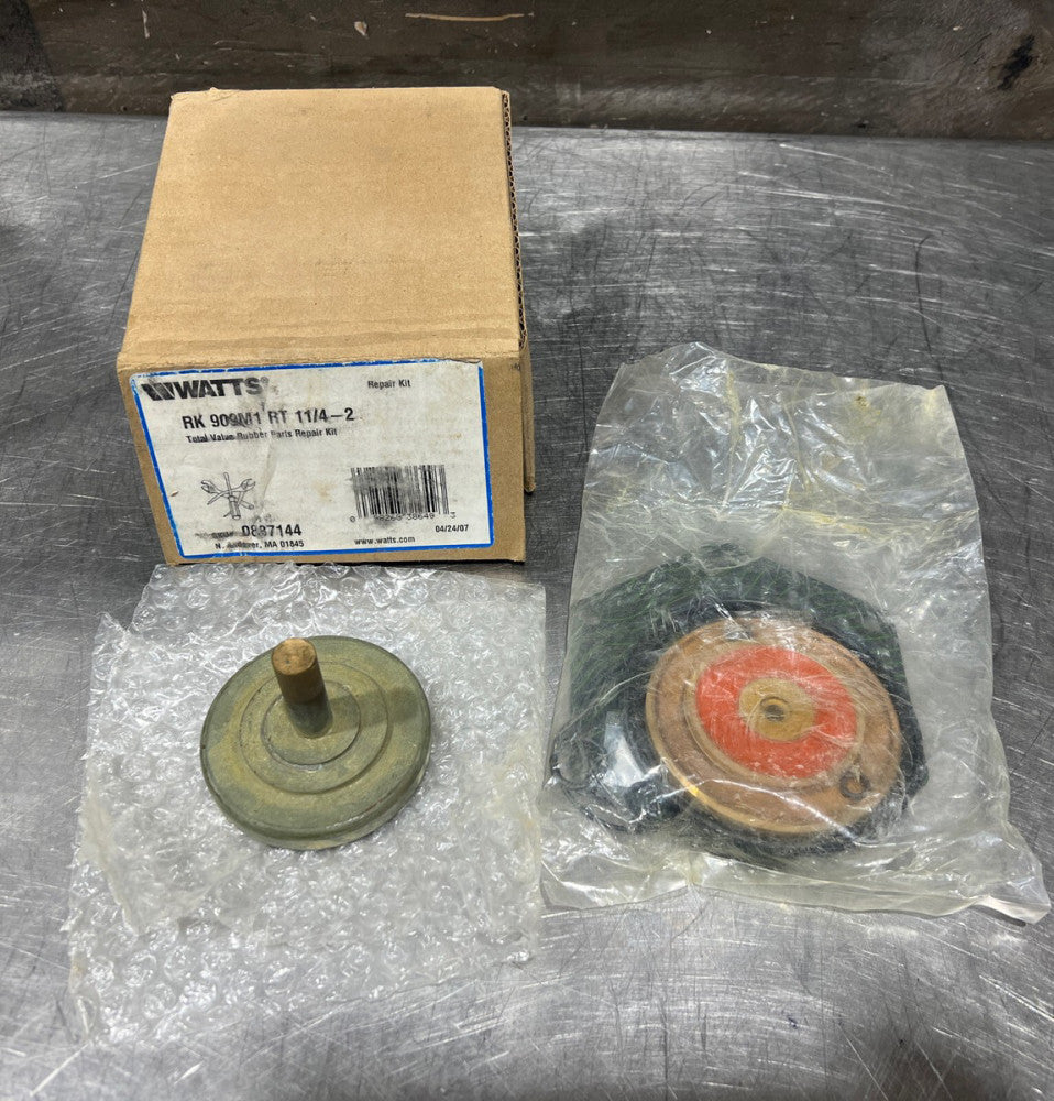 Watts RK909M1-RT  1/4-2  Backflow Preventor repair kit. Partial Kit. NOS Surplus