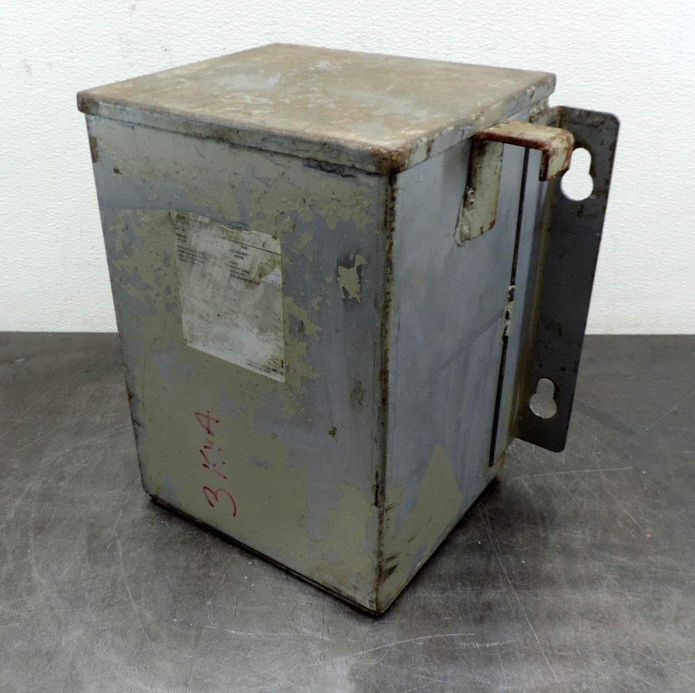 Dongan  AP12-501 Transformer Primary 240/480 Secondary 120V