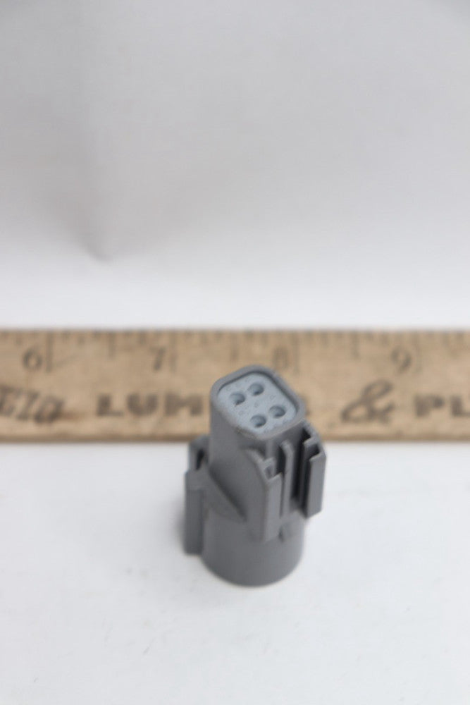  8-Way Receptacle with Shrink Boot Adapter DT Series 
