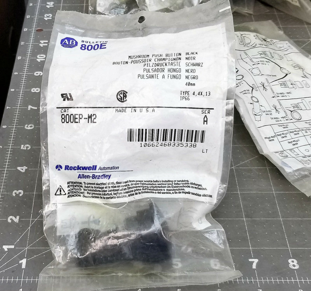 Allen Bradley 800EP-M2 40mm Mushroom Push Button Black Momentary [A7B3]