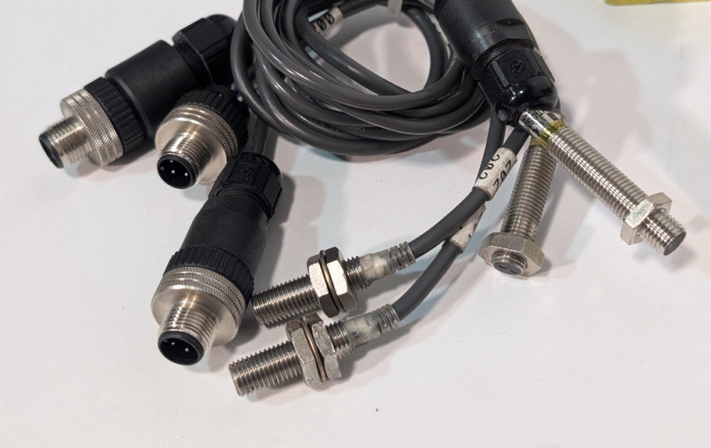 Lot of 3 Omron M12 Connector Cables w/ E2E X1R5E1, E3HT DS3E1, E2E X8MD1 Sensors
