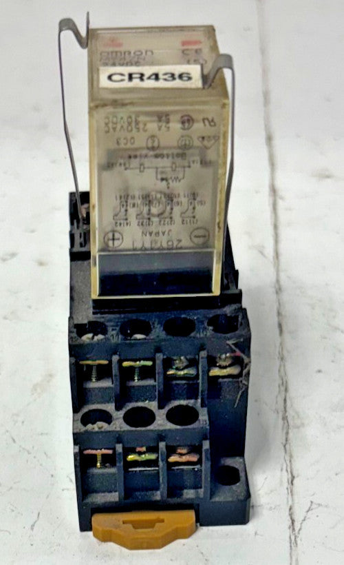 OMRON MY4N-D2 RELAY 24 VDC W/RELAY SOCKET 2-M4X10  5A 250 VAC