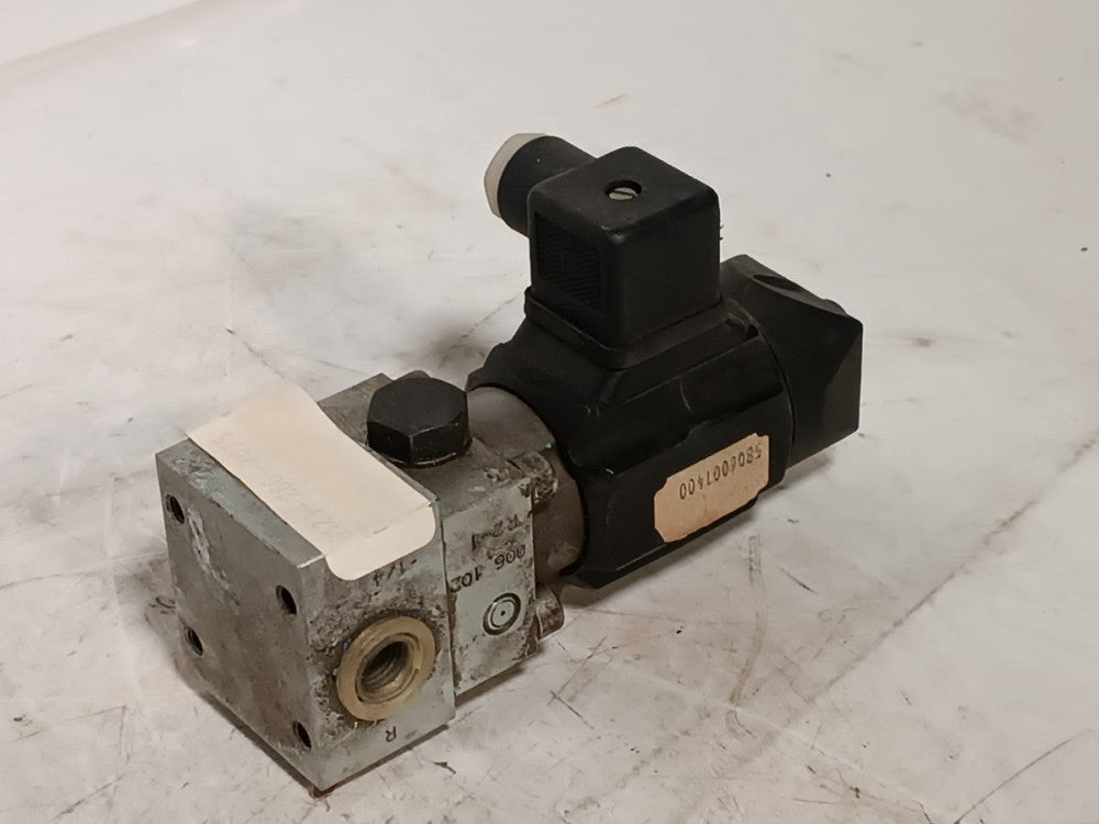 HAWE WR2-1 hydraulic pressure reducing valve, 110VAC coil, 1/4 ports, as shown
