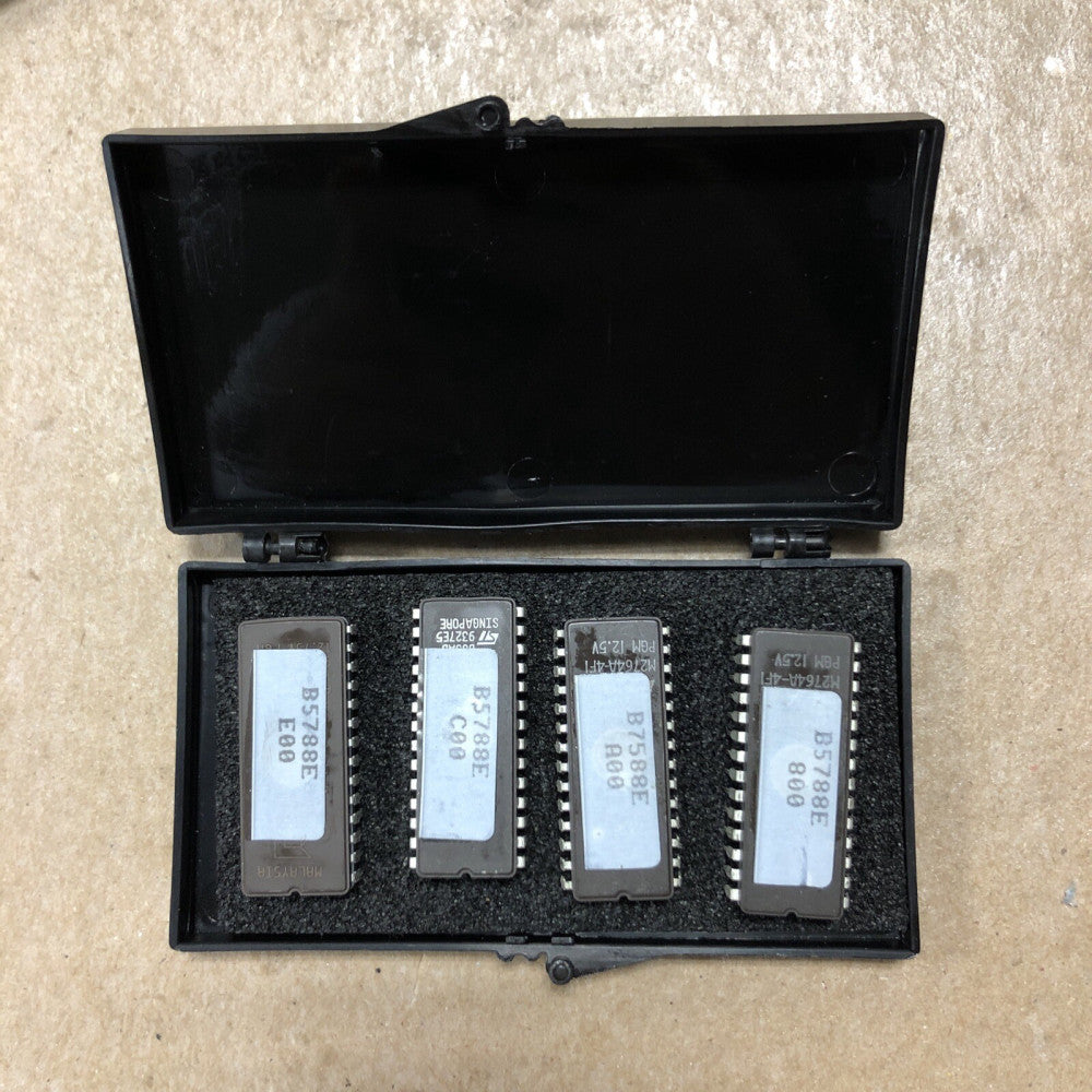 ST Micro M2764A-4F1 IC Chip M2764A-4FI (Pack of 4)