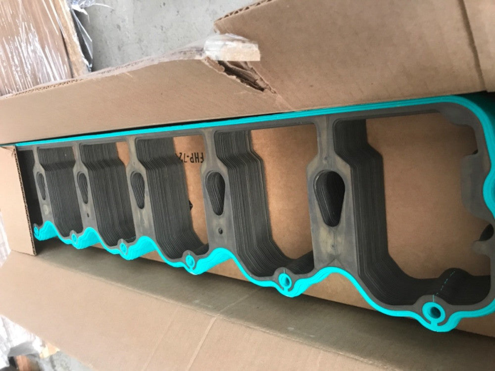 GENIUNE JOHN DEERE OMM CARRIER GASKET R 532242