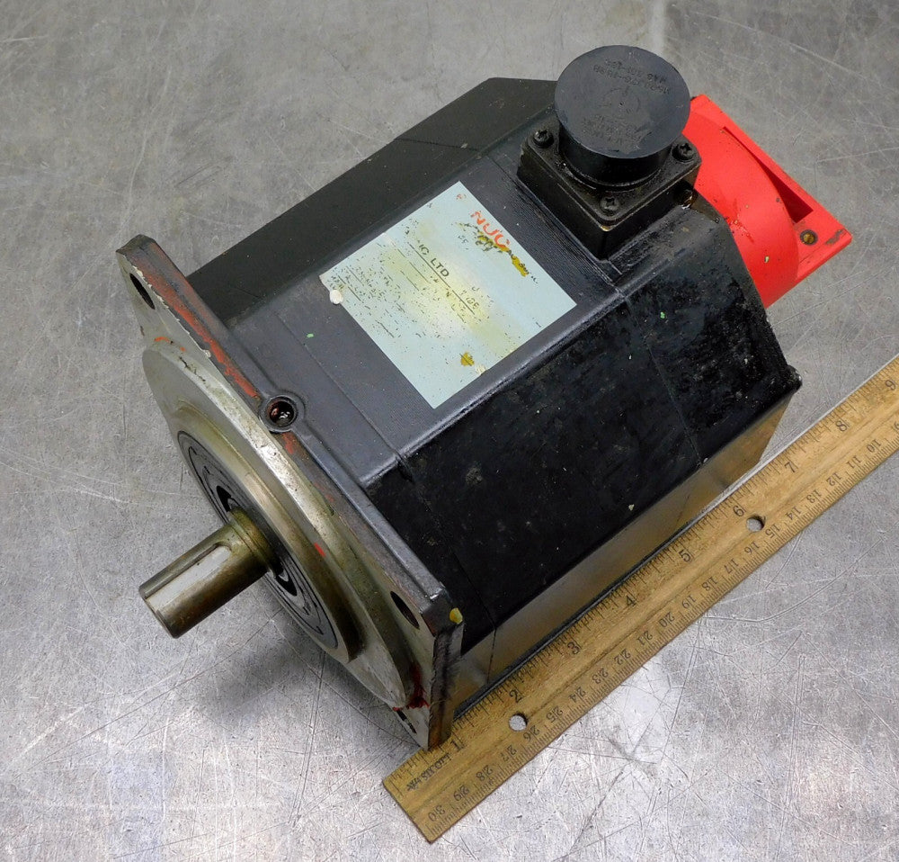 GE Fanuc A06B-0034-B075#7008 AC Servo Motor B6/2000 2000rpm 200V 3PH 4.7A 133Hz