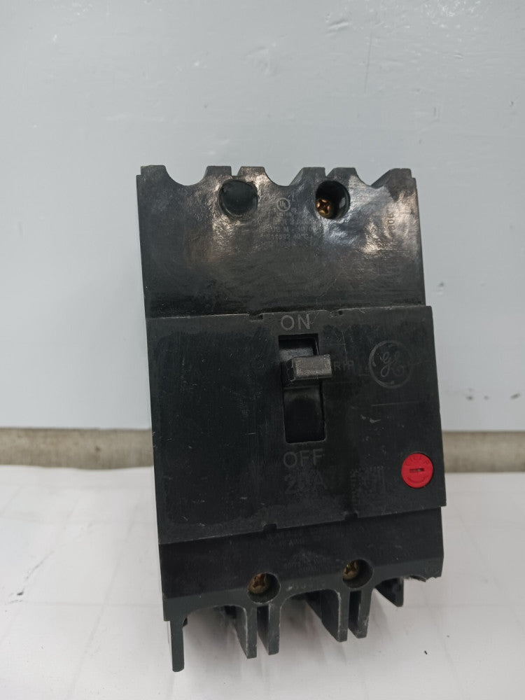 GE 20 Amp Bolt-On Circuit Breaker 3 Pole 480Y/277 VAC TEY320 (Flaw)