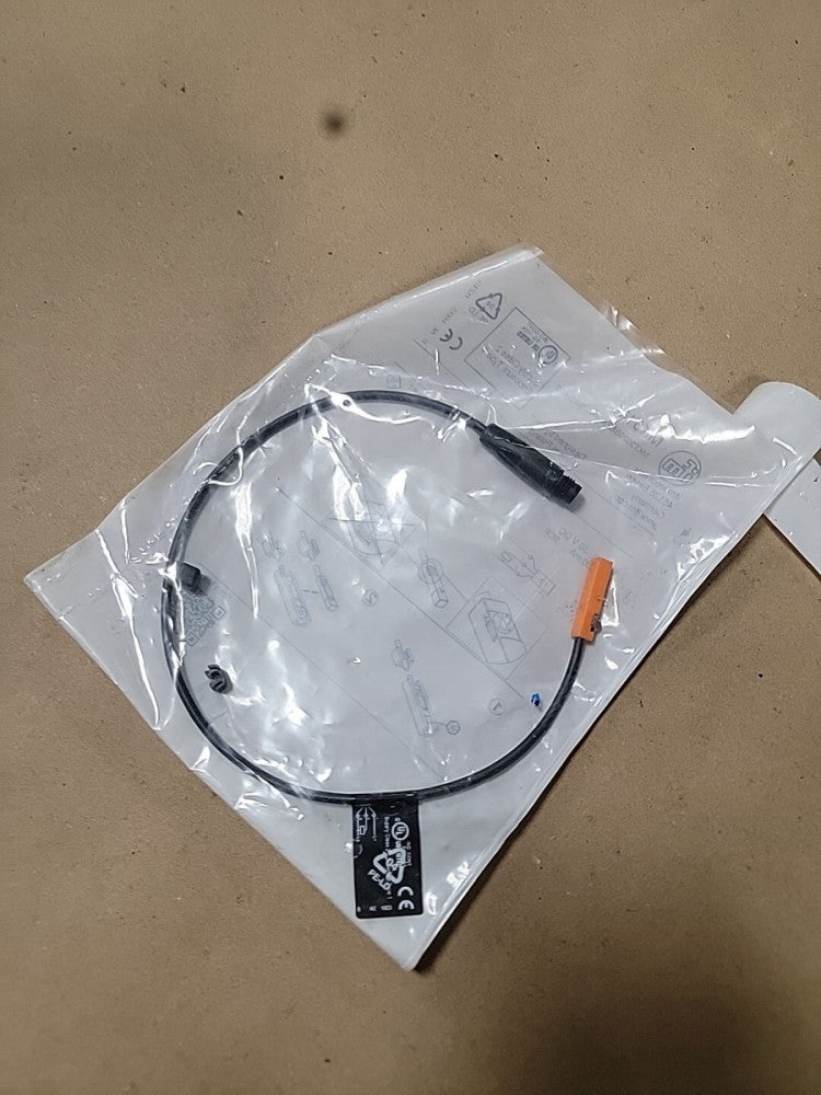 IFM MK5138, T-SLOT CYLINDER SENSOR, MKT3020BBPKG/A/0,3/AS