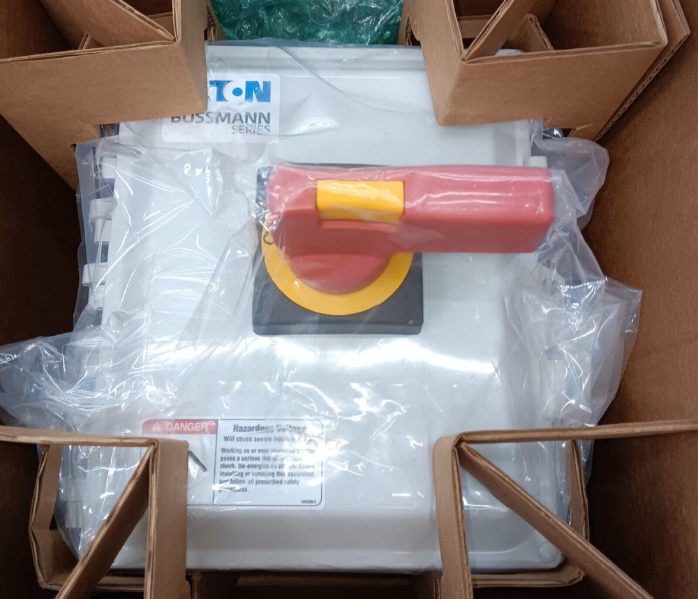 NEW EATON ER4P-060CF3PR 60 AMP ENCLOSED ROTARY DISCONNECT SWITCH 3 POLE FUSIBLE