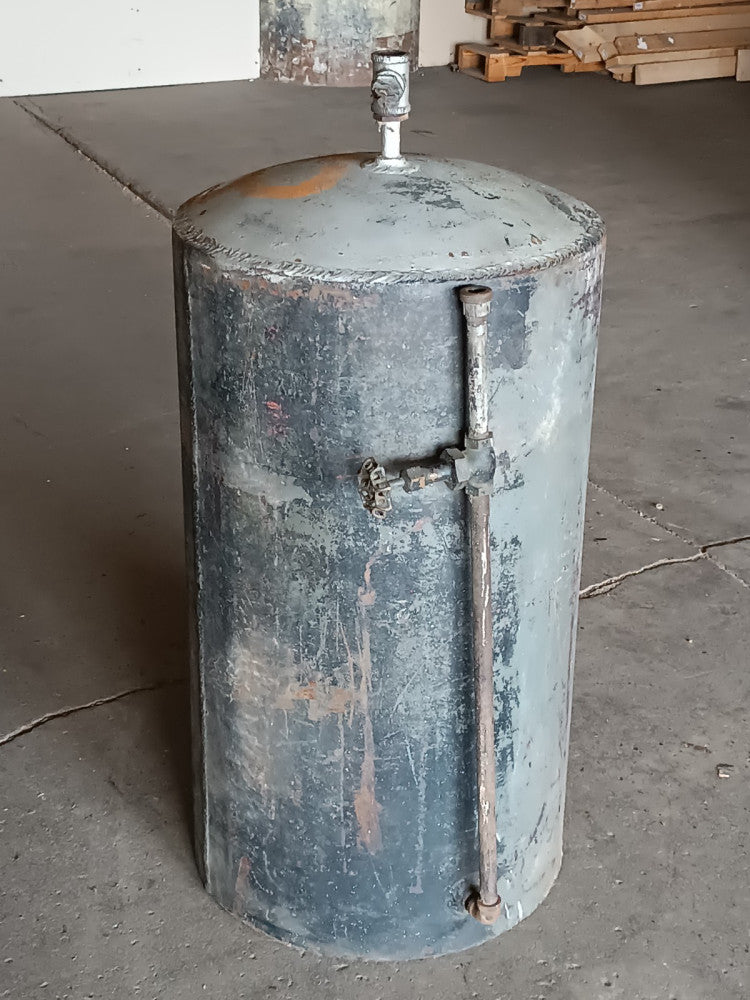 Used Welded Steel Pressure Tank Approx. 200 L/53 Gal/7 cu. ft. Volume