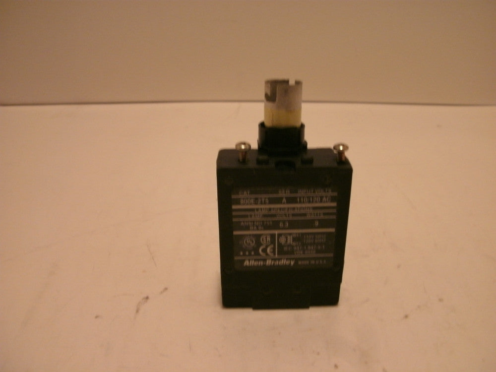 ALLEN BRADLEY 800E-2T5 SER A TRANSFORMER MODULE 110/120VAC W/LIGHT SOCKET