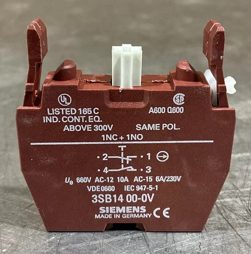 SIEMENS 3SB14 00-0V Contact Block, NOS Surplus No Original Box