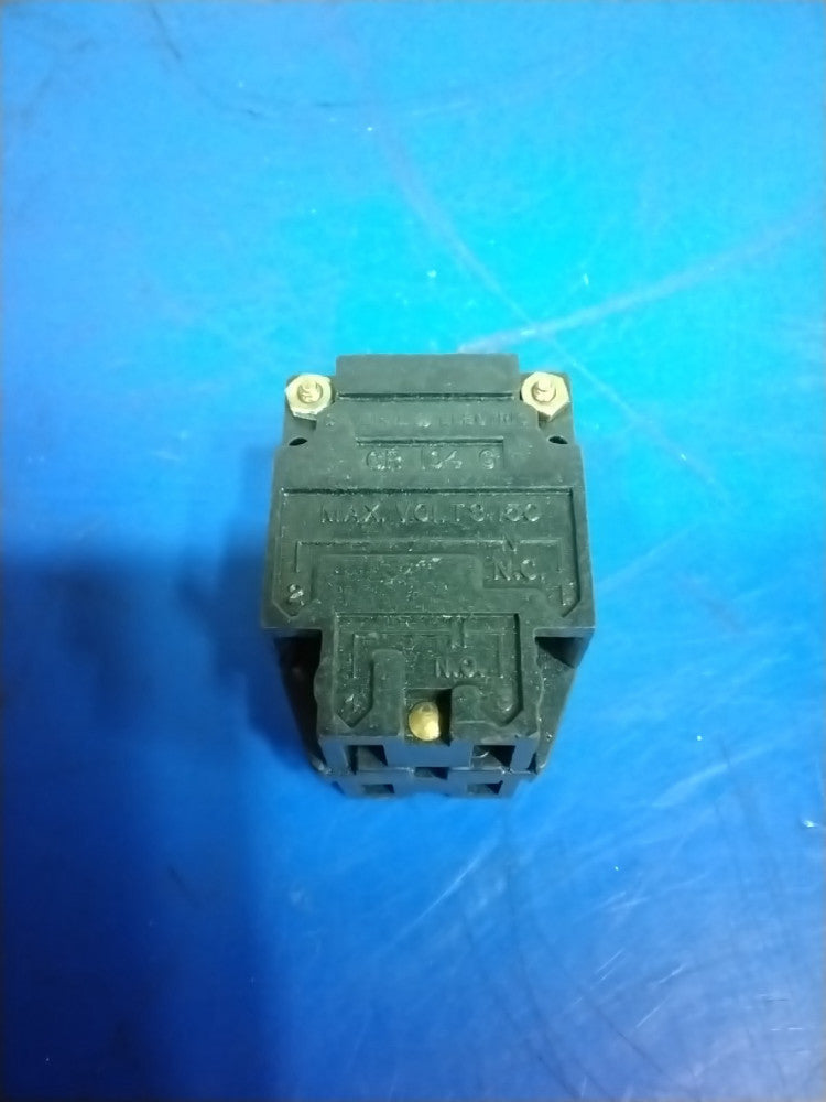 GENERAL ELECTRIC CR104G2 MINI OILTIGHT CONTACT BLOCK