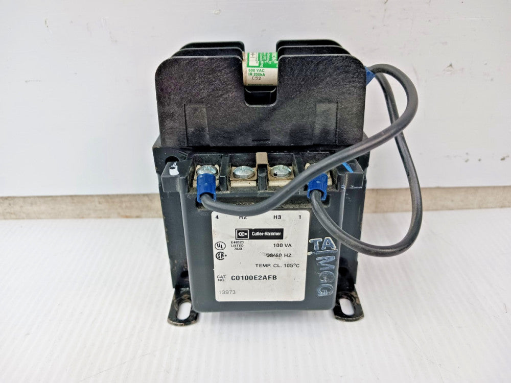 Cutler Hammer 100 VA Industrial Control Transformer 2P 600V C0100E2AFB W/ Fuses