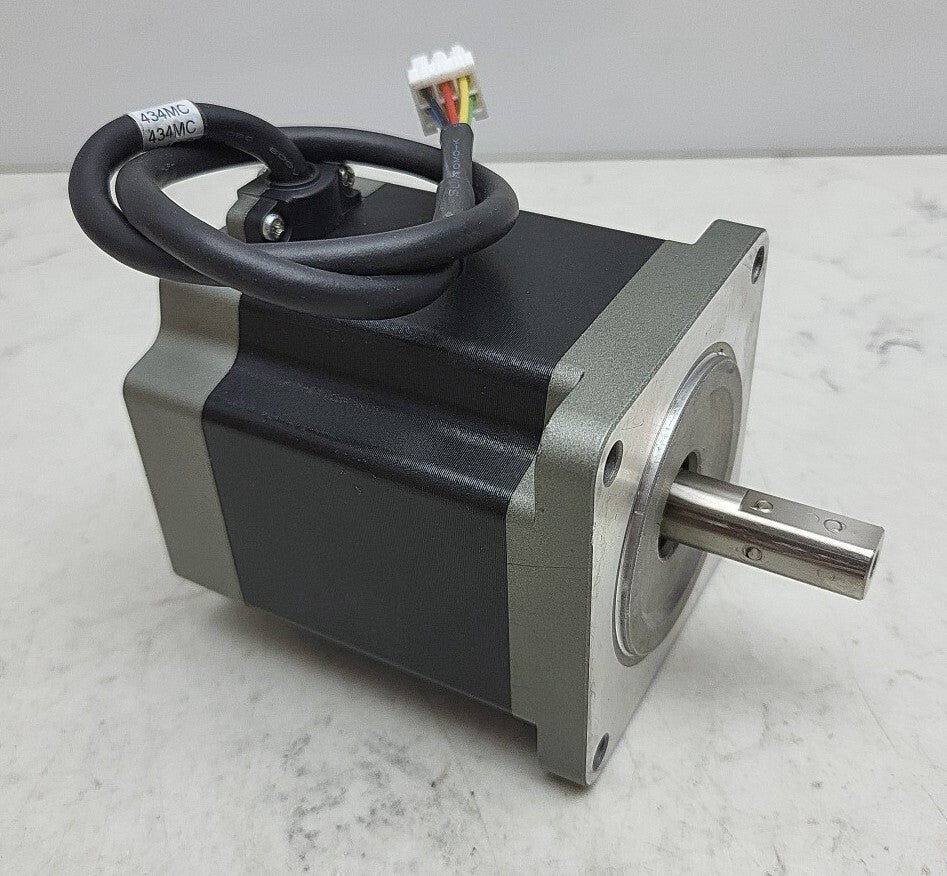 Oriental Motor PKE599AC-PS5 5 Phase Geared Stepper Motor  5.99 Vdc 0.75A *USED