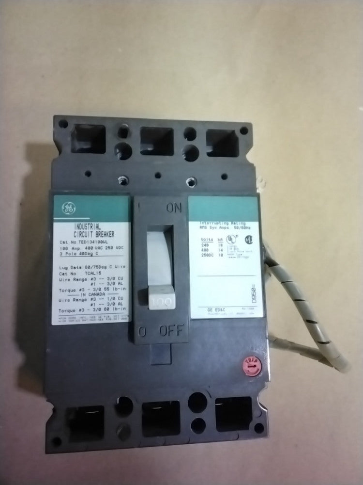 TED134100WLST1 GE 100 Amp 480V 3 Pole 120V Shunt Trip Type TED Feed Through Lugs