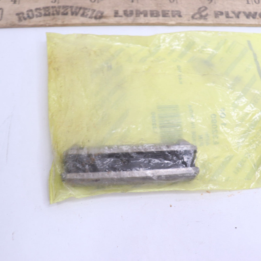 CNH Bucket Tooth Pin L32090