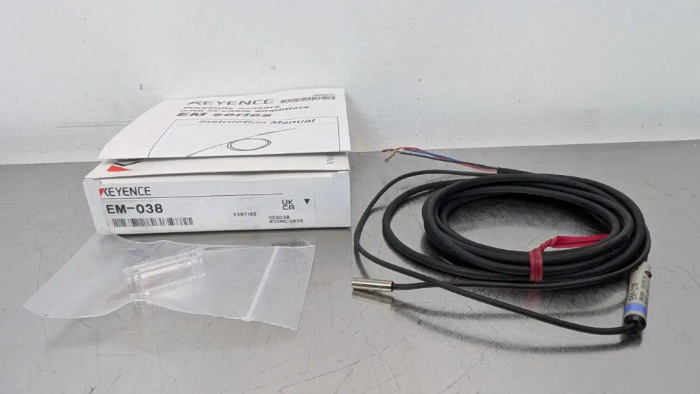 Keyence EM-038 Proximity Sensor 10.8-30VDC