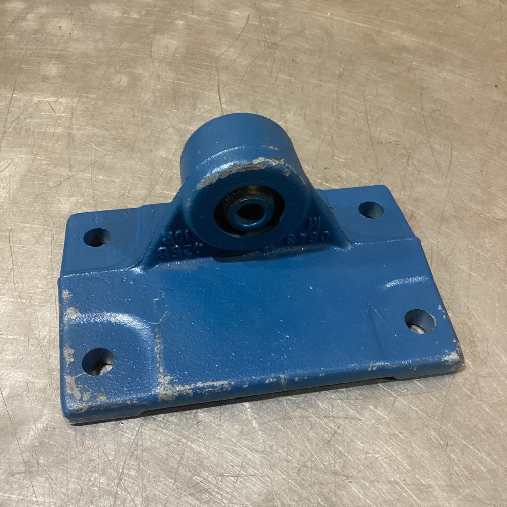 Mounting Bracket w/ Rubber Bushing Insert 3/8" Bolt Hole 