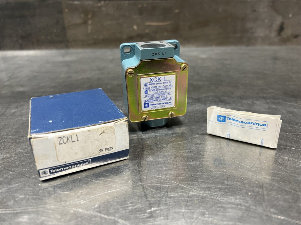 TELEMECANIQUE LIMIT SWITCH BODY ZCKL1 Nos Surplus