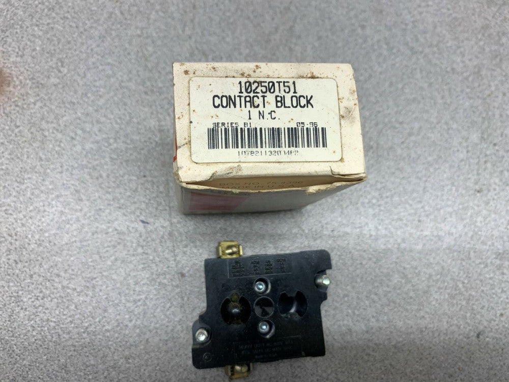 NEW IN BOX EATON CONTACT BLOCK 10250T51