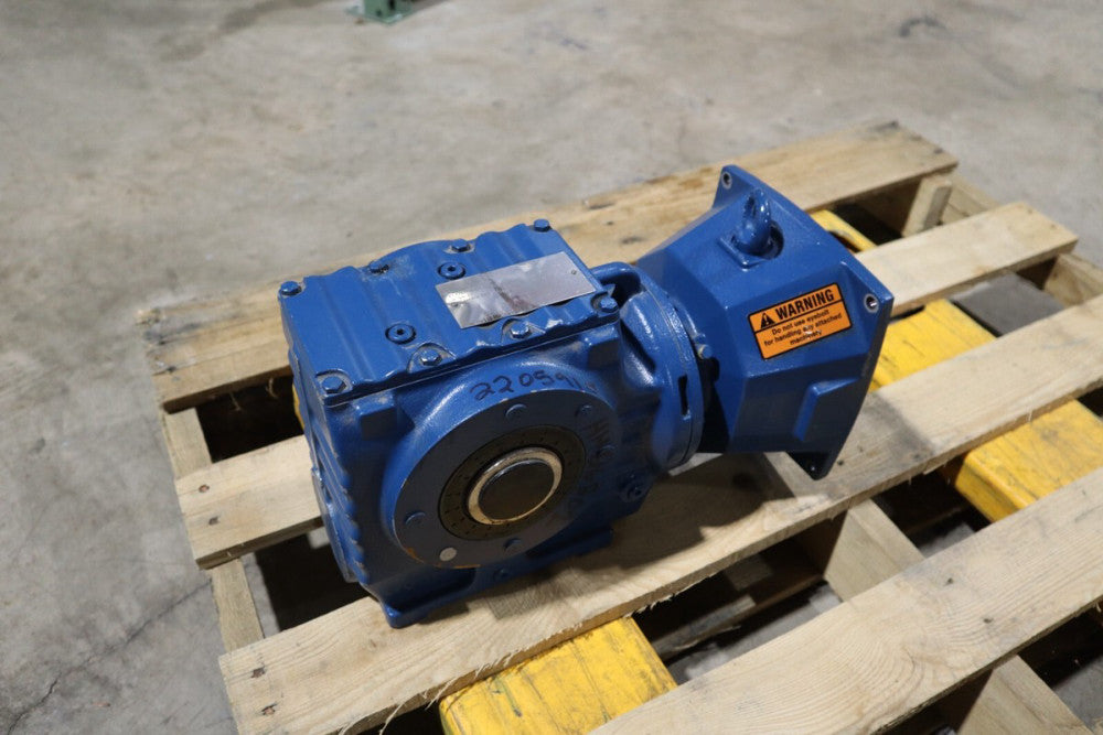 SEW EURODRIVE SA67 D26 DRN90S4/ SA67D26DRN90S4 GEARMOTOR-SURPLUS NEVER USED HS26