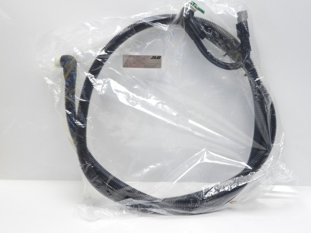 JLG 1001229024 HOSE,DEF,TANK TO PUMP ** FAST SHIPPING **