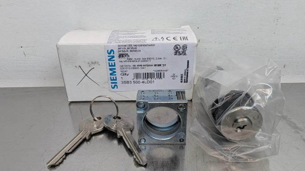 Siemens 3SB3 500-4LD01 Key Operated Switch