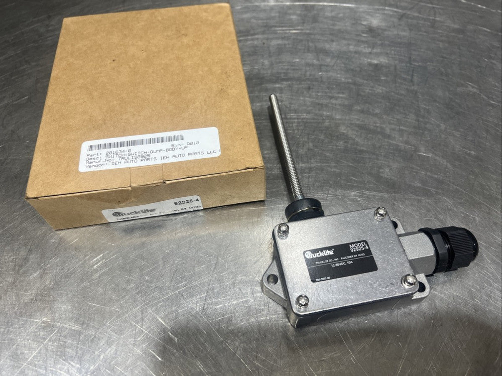 Nos Surplus Truck-Lite (92925-4) Back-Up Alarm Switch