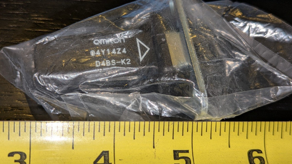 Omron D4bs-K2 Right Angle Actuating Key New & Sealed