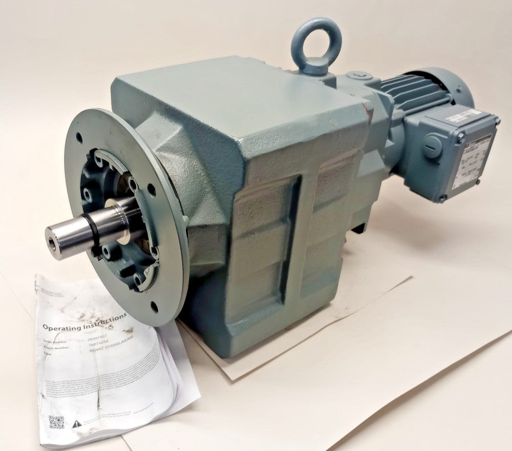Bauer BG40-37/D06LA4/AM-121.3 Gear Motor A/188T4254 3ph 1620/13.5rpm Ratio 121.3