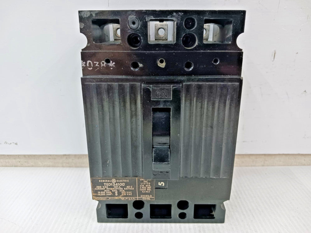 GE General Electric 100 Amp Circuit Breaker 3 Pole 480 VAC 14kA TED134100