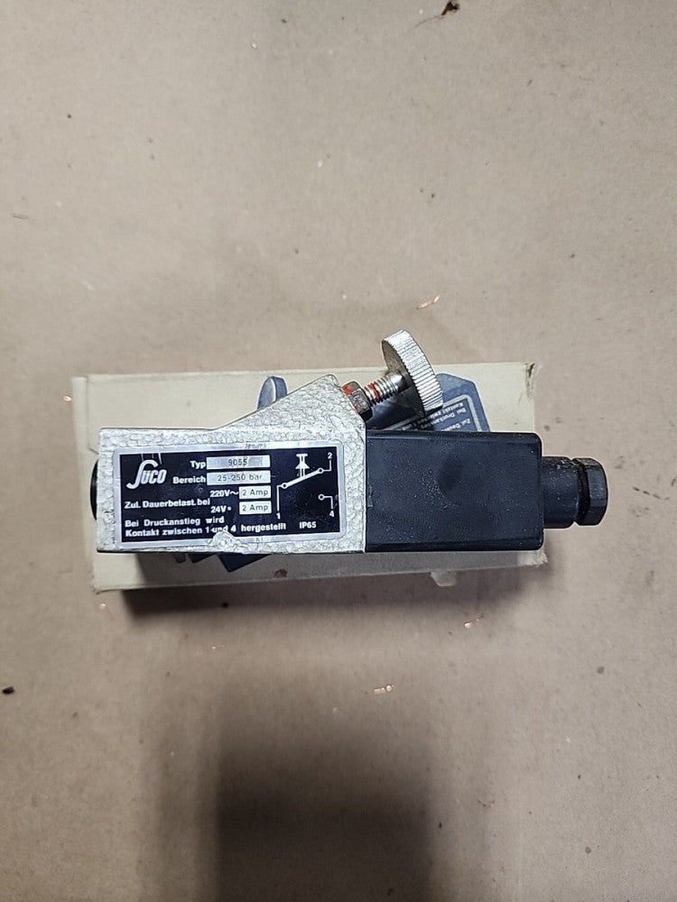 Suco 9055 Pressure Switch IP65 25-250 Bar 220V 2 amp