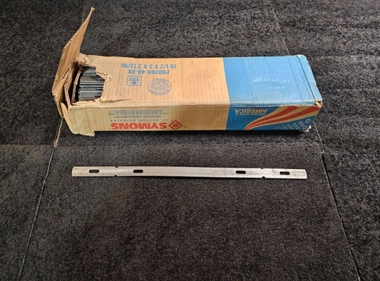 (QTY 100) Symons f52212 Flat Tie for Modular Forms, 12in Wall Size w/ 1/4" BB