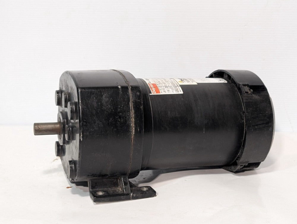 DAYTON 6K351A AC Gearmotor 142.9:1 ratio, 1/4HP 115V 12RPM, 992 in-lbs as shown