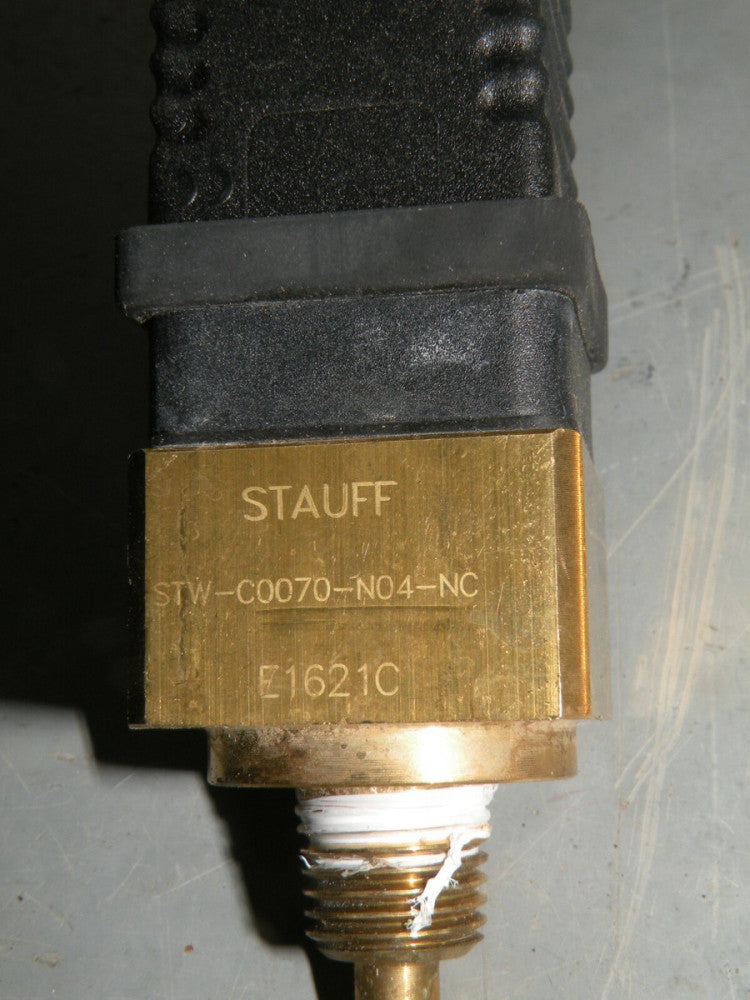 (1) Stauff Diagtronic - STWC0070N04NC Temperature Switch 70C/158F Switch Point