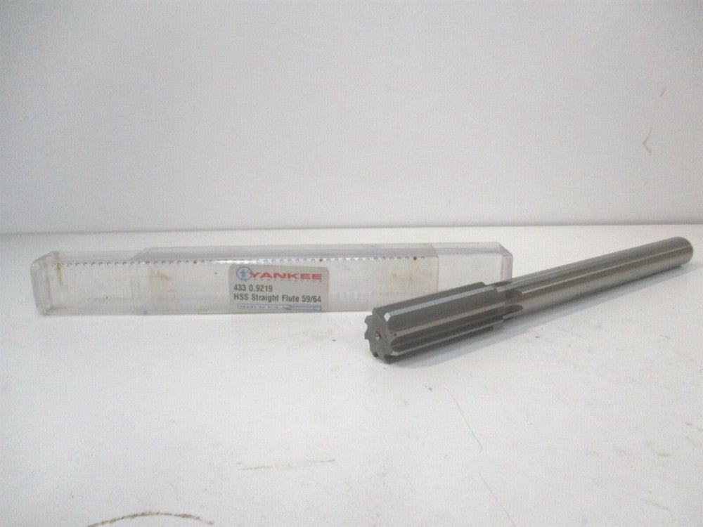 Yankee (433-0.9219) 59/64" x 47/64" x 10" OAL HSS RH Straight Chucking Reamer 