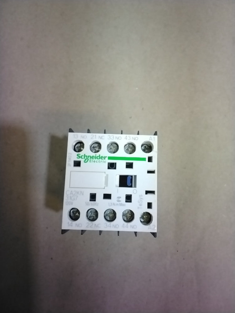 Schneider Electric JIS C8201-5-1 Contactor  Ith : 10A  600V