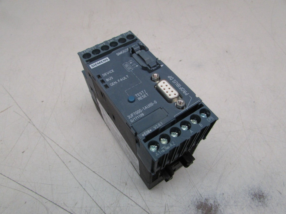 SIEMENS SIMOCODE PRO C BASIC UNIT 3UF7000-1AU00-0 XLNT TAKEOUT MAKE OFFER !!