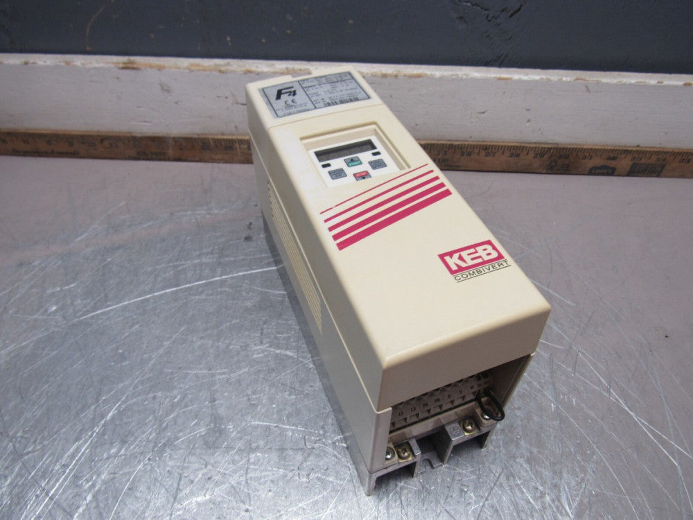 KEB F4 COMBIVERT CONTROLLER 09.F4.C1D-3420/1.4 2.8KVA 1.5KW 2/4P NICE TAKEOUT !!