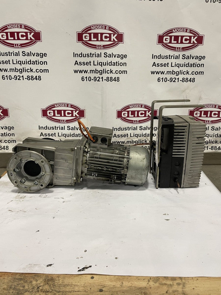 Lenze GKR06-2M VAK 100C32 Gearmotor with 8200 Motec 13436738 Inverter 3PH