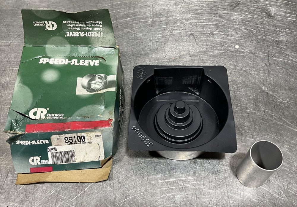 CR Chicago Rawhide 99100 Nos Surplus Partial Case Missing 1 Piece