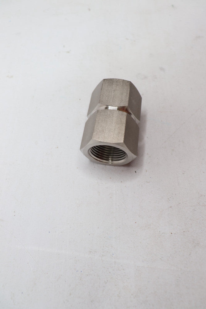 Ham-Let Hex Reducing Coupling Fitting Stainless Steel 3/4" X 1/2" 119H 