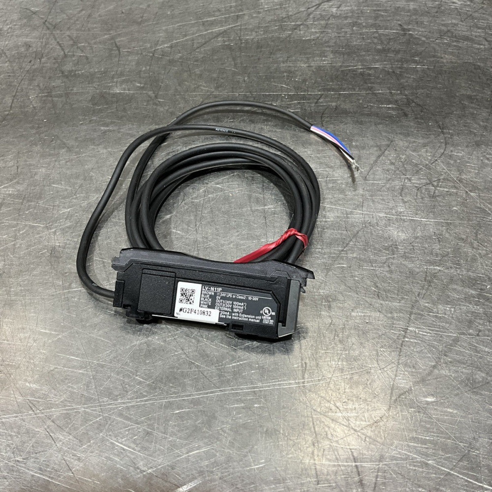 Keyence LV-N11P Laser Sensor LVN11P #G2F410832 NOS