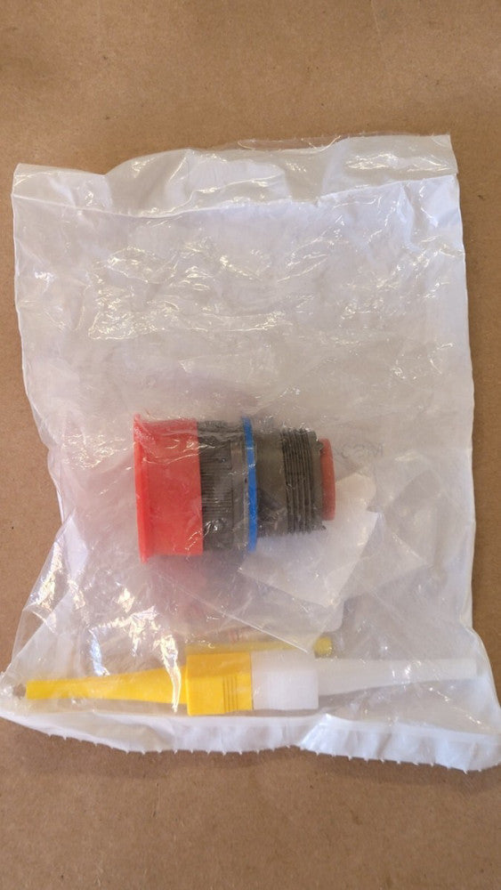 Amphenol MS3456W18-11P 18-11 Straight Plug Circular Connector 5 Contacts